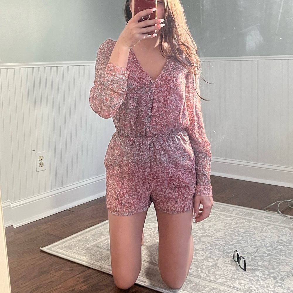 BCBGeneration Floral Romper. Like new, XXS